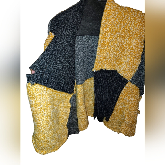 Zara Blanket Shawl Cape size Medium 46 - Picture 5 of 16